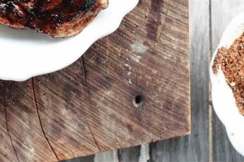 How Long Do You Leave Dry Rub on Steak?