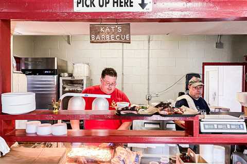 This Barbecue Joint Loves Its Community—and the Small Town Loves It Right Back