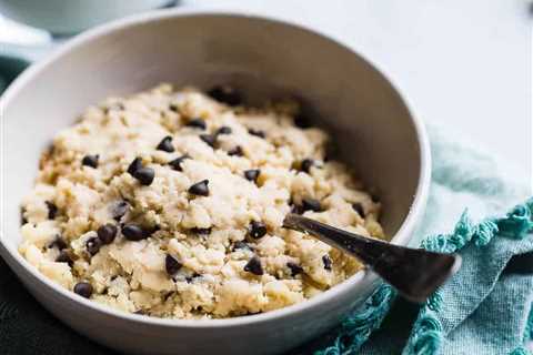Healthy Protein-Powder Cookie Dough (In 5 Minutes!)