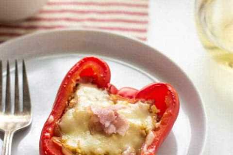 Healthy Stuffed Peppers with Ham and Cheese  {Low Carb + Gluten Free}