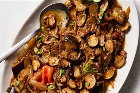 Proper Heat for Stir Frying: How to Perfectly Incorporate Mushrooms into Your Chinese Dishes