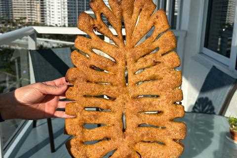 Sun Dried Tomato Pecorino Oregano Sourdough Fougasse