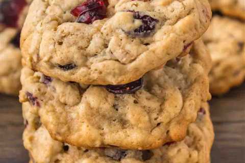 Chewy Cranberry Oatmeal Cookies