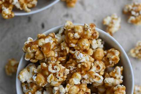 Homemade Caramel Corn