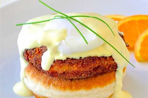 Crab Cakes Eggs Benedict – on Toutons!