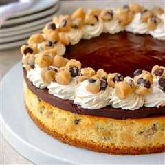 Chocolate Chip Cookie Dough Cheesecake