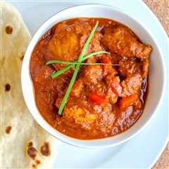 Easy One Pot Low Fat Tomato Chicken Curry