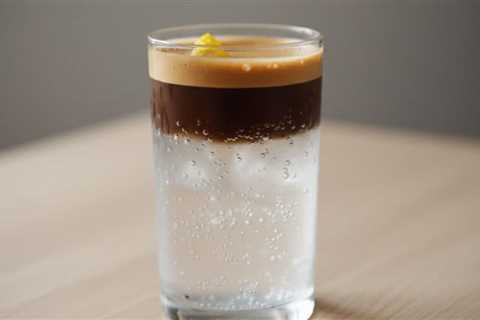 Kawa z Tonikiem (Espresso Tonic) – Przepis i Przewodnik